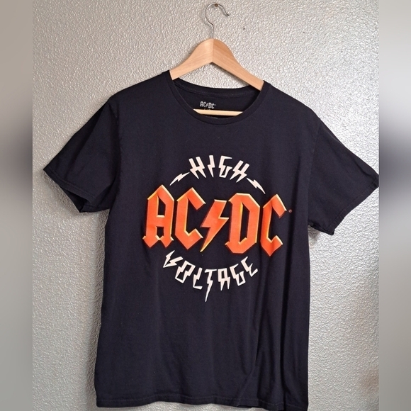 AC/DC High Voltage Graphic T-Shirt Size L - Picture 2 of 4